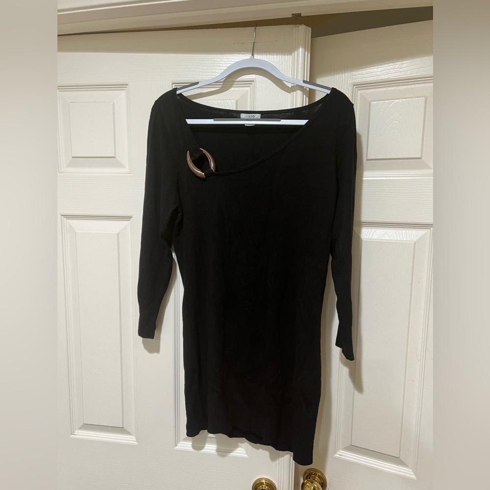 Cache Women Black long sleeve‎ slant neck mini sweater dress gold accents medium